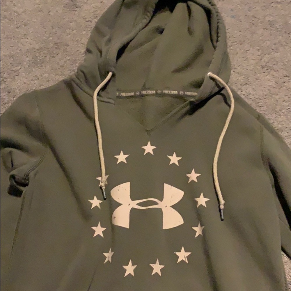 Green under armour hoodie women's